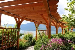 Read more about the article Pergolas for Entertaining: Hosting in Style