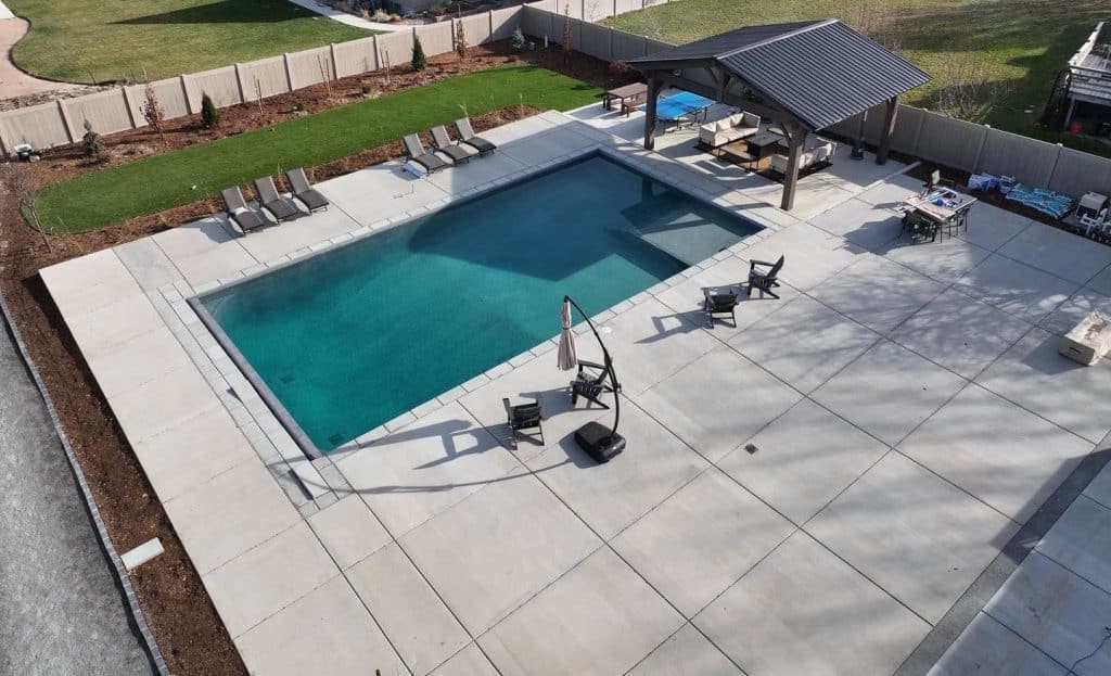 Read more about the article Crafting Custom Pergolas: Tailoring Your Space